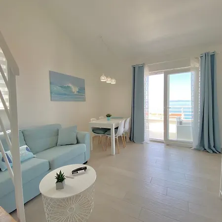 Apartmani Ksenija Tucepi Exterior photo