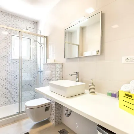 Apartmani Ksenija Tucepi Exterior photo