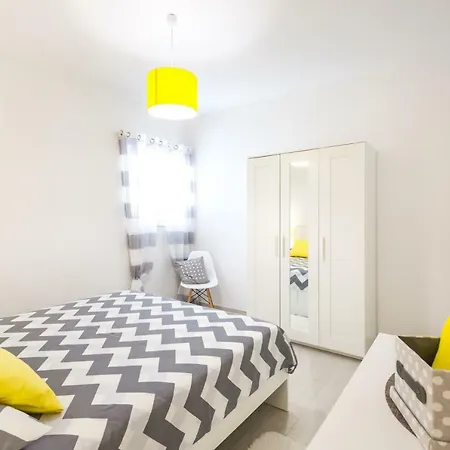 Apartmani Ksenija Tucepi Exterior photo